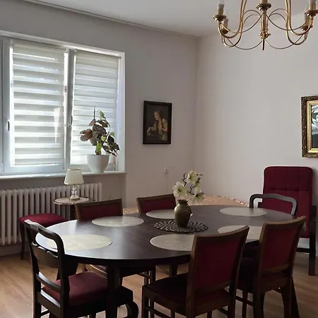 Appartement - Starowiejska 14 *